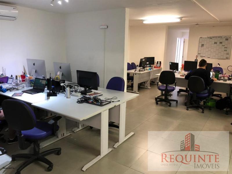 Sobrado, 3 quartos, 475 m² - Foto 11