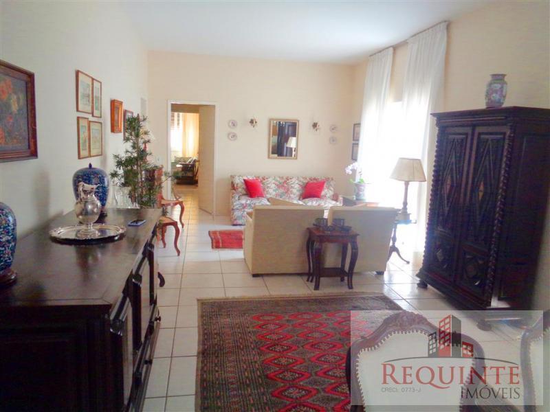 Casa, 4 quartos, 310 m² - Foto 2