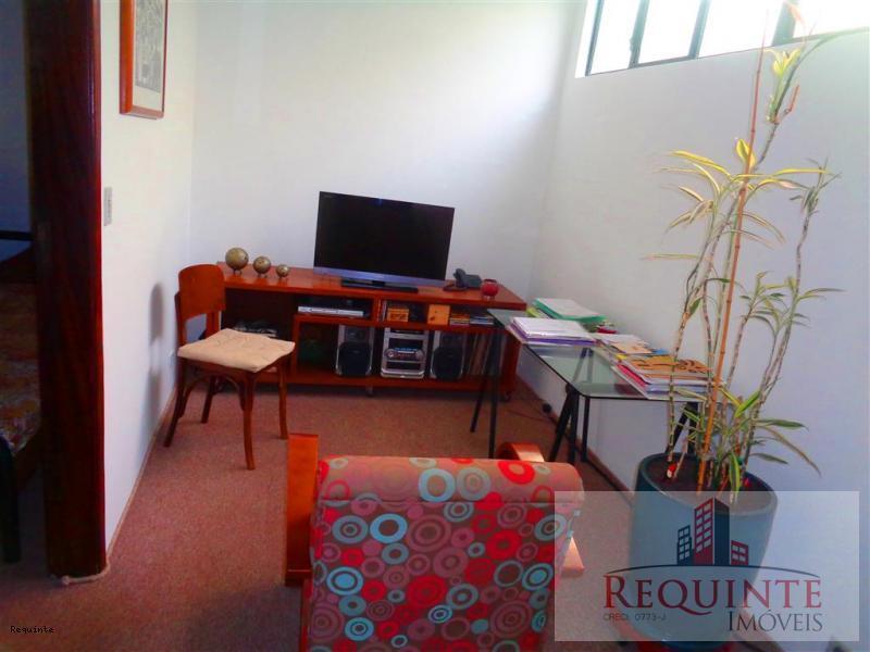 Casa, 3 quartos, 250 m² - Foto 11