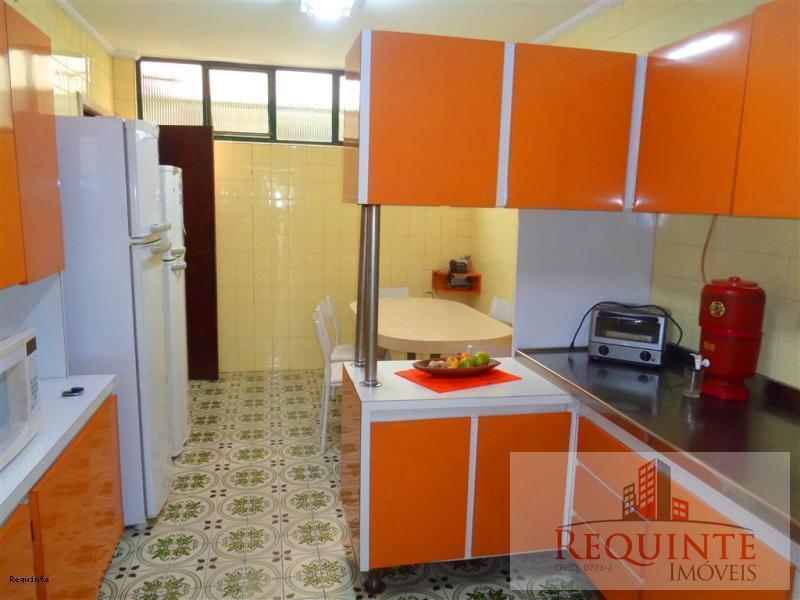 Casa, 3 quartos, 250 m² - Foto 26