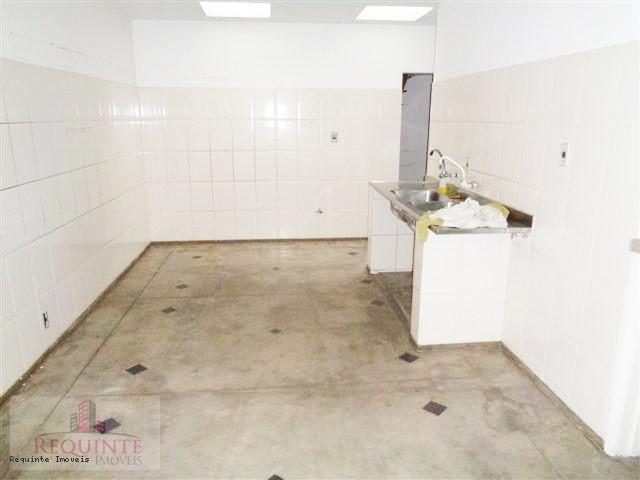 Casa, 3 quartos, 244 m² - Foto 13