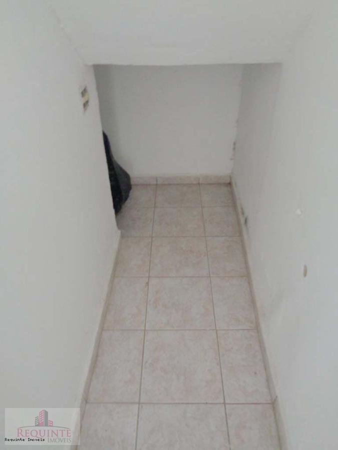 Casa, 3 quartos, 244 m² - Foto 35