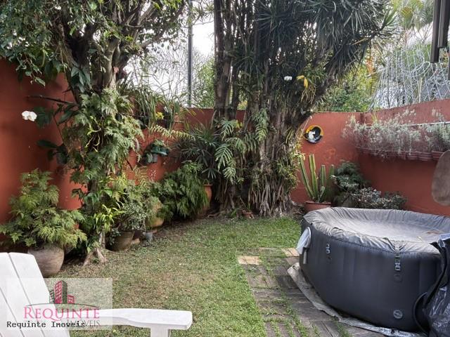 Casa, 3 quartos, 200 m² - Foto 1
